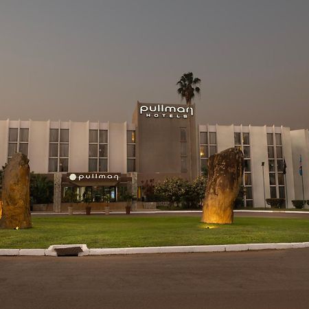Pullman Lubumbashi Grand Karavia. Hotel Kültér fotó
