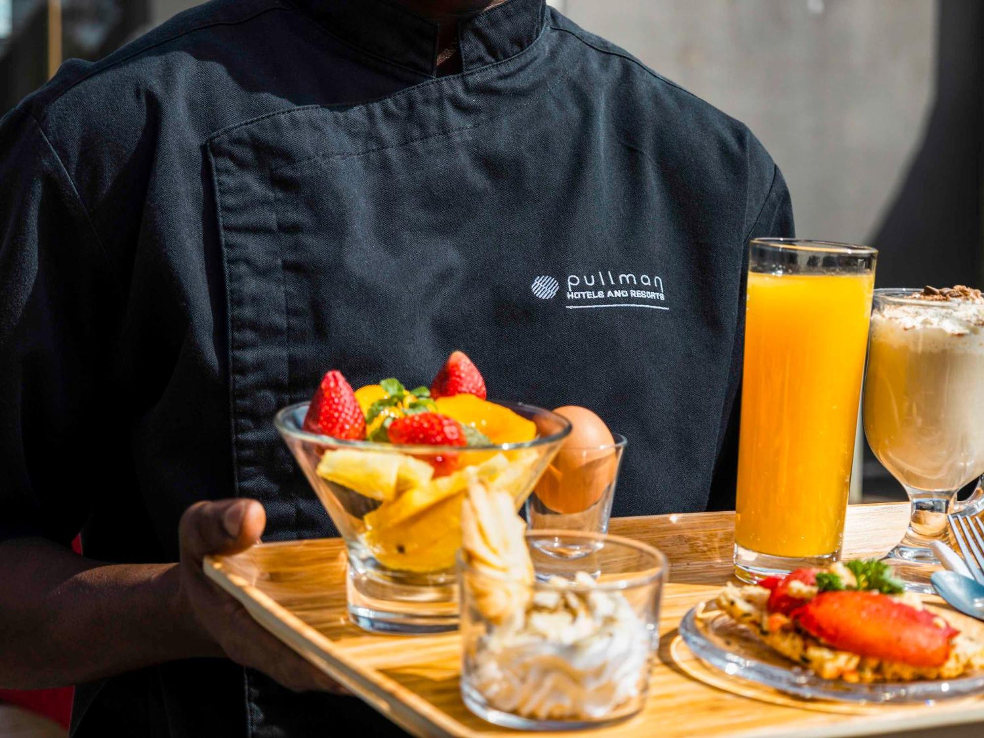 Pullman Lubumbashi Grand Karavia. Hotel Kültér fotó