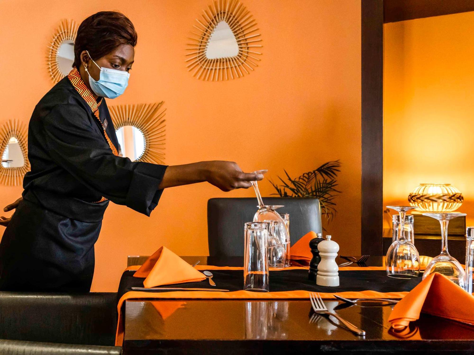 Pullman Lubumbashi Grand Karavia. Hotel Kültér fotó