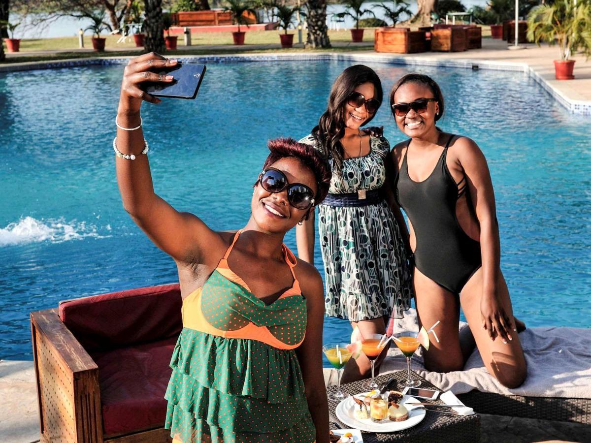 Pullman Lubumbashi Grand Karavia. Hotel Kültér fotó